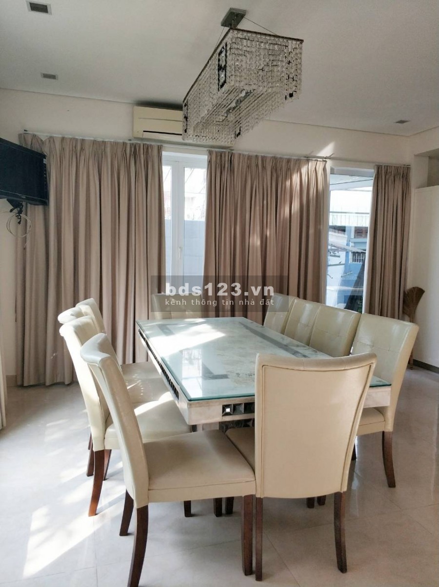 Cho thuê villa sân vườn 300m2 hầm 3 lầu hiện đại Trần Não