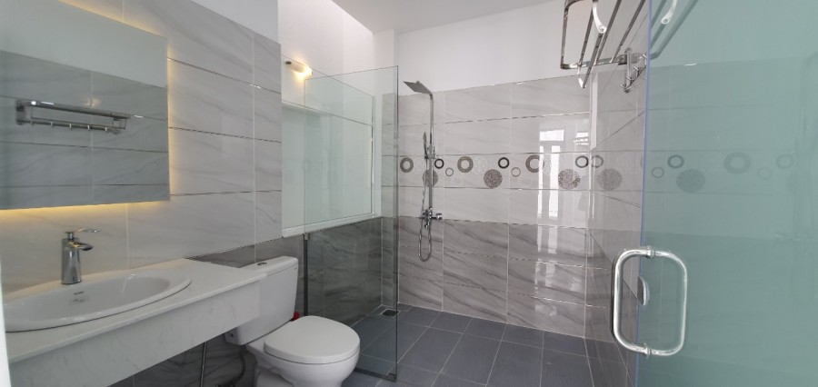 Nhà mới xây vào ở liền hẻm xe hơi Phan Đình Phùng Quận Phú Nhuận