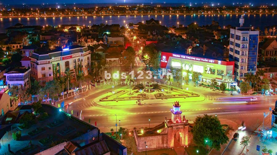 Chuyển nhượng lô đất VIP 2 mặt tiền 2806 m2 mặt tiền đường 36m, cùng hệ thống Nhà hàng