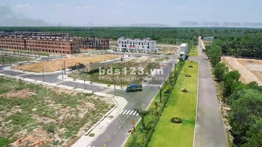Nhỉnh 2 tỷ có đất có nhà và cả cơ hội có xe sang, chiết khấu 2%