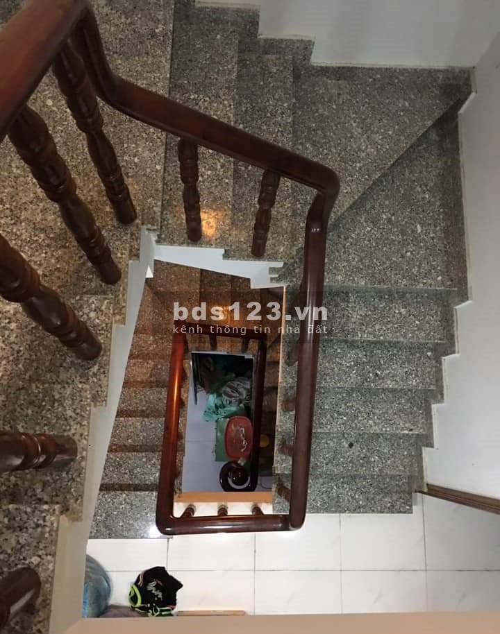 Bán nhà Trần Hữu Trang, 80m2, mặt tiền dài 19m, q Phú Nhuận chỉ 7 tỷ 3