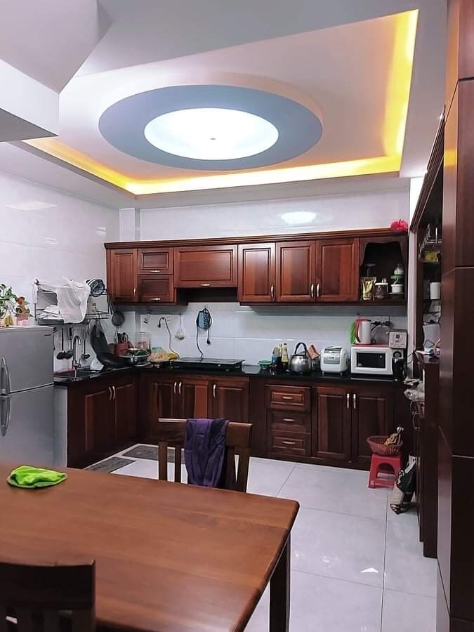 Nhà mặt tiền 4x16m 2 lầu đường Chu Văn An Quận Tân Phú chỉ 8.4 tỷ