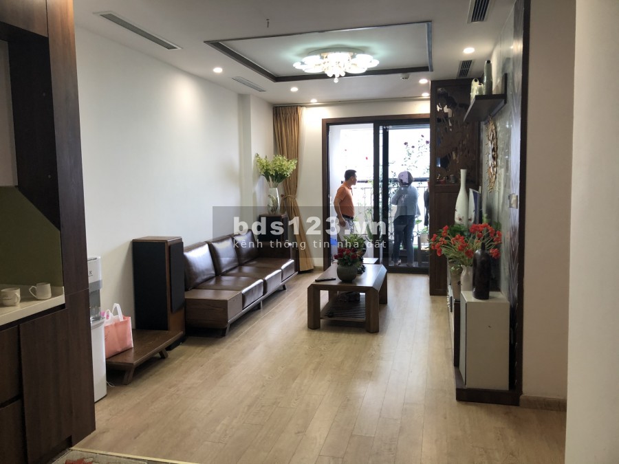 Chính chủ căn hộ 4PN ( 141m2) tại The Emerald Mỹ Đình chỉ với 4.8 Tỷ. LH: 0858567056