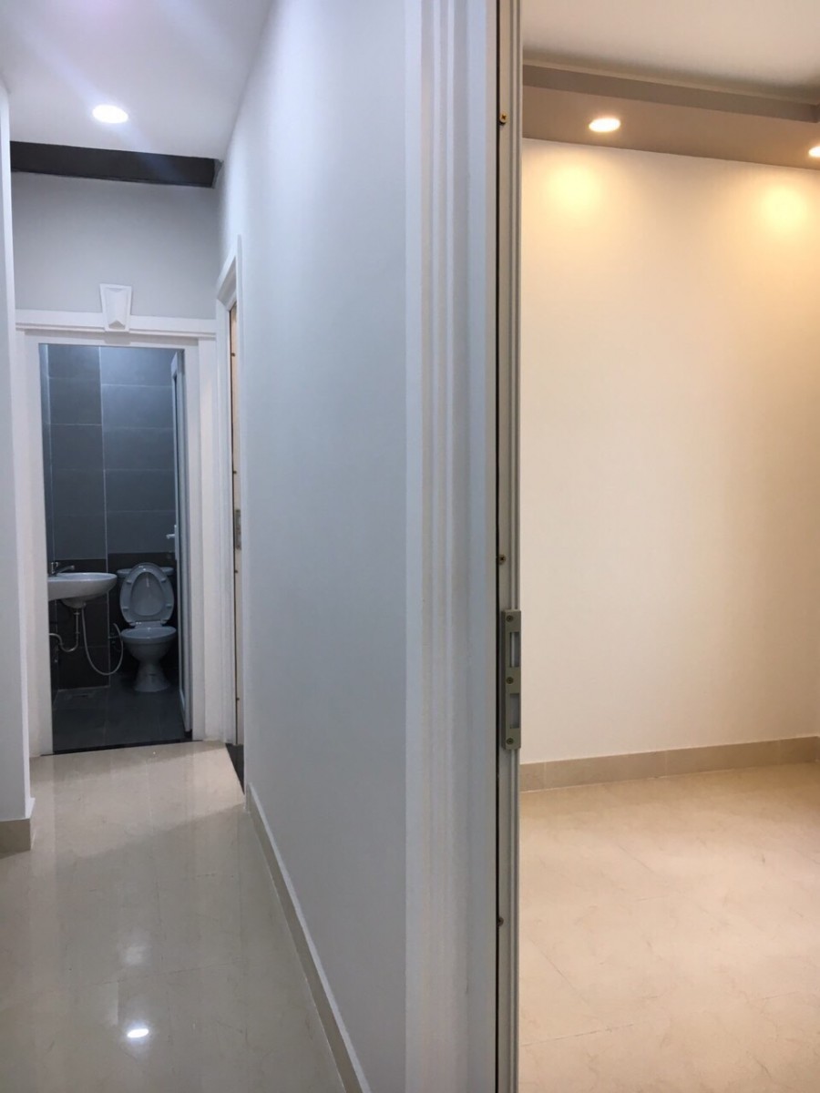 Cần bán gấp nhà hẻm 86 Thích Quảng Đức, phường 5, Quận Phú Nhuận