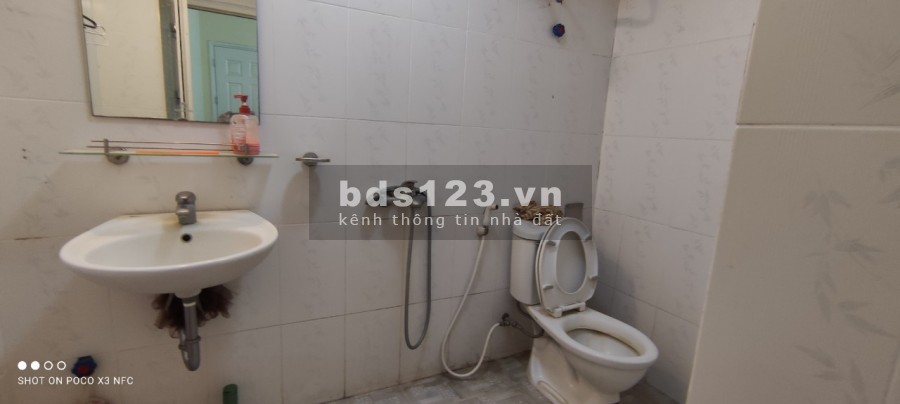 Cần bán căn hộ chính chủ đủ nội thất, cc SDU - 143 Trần Phú, sổ đổ đầy đủ