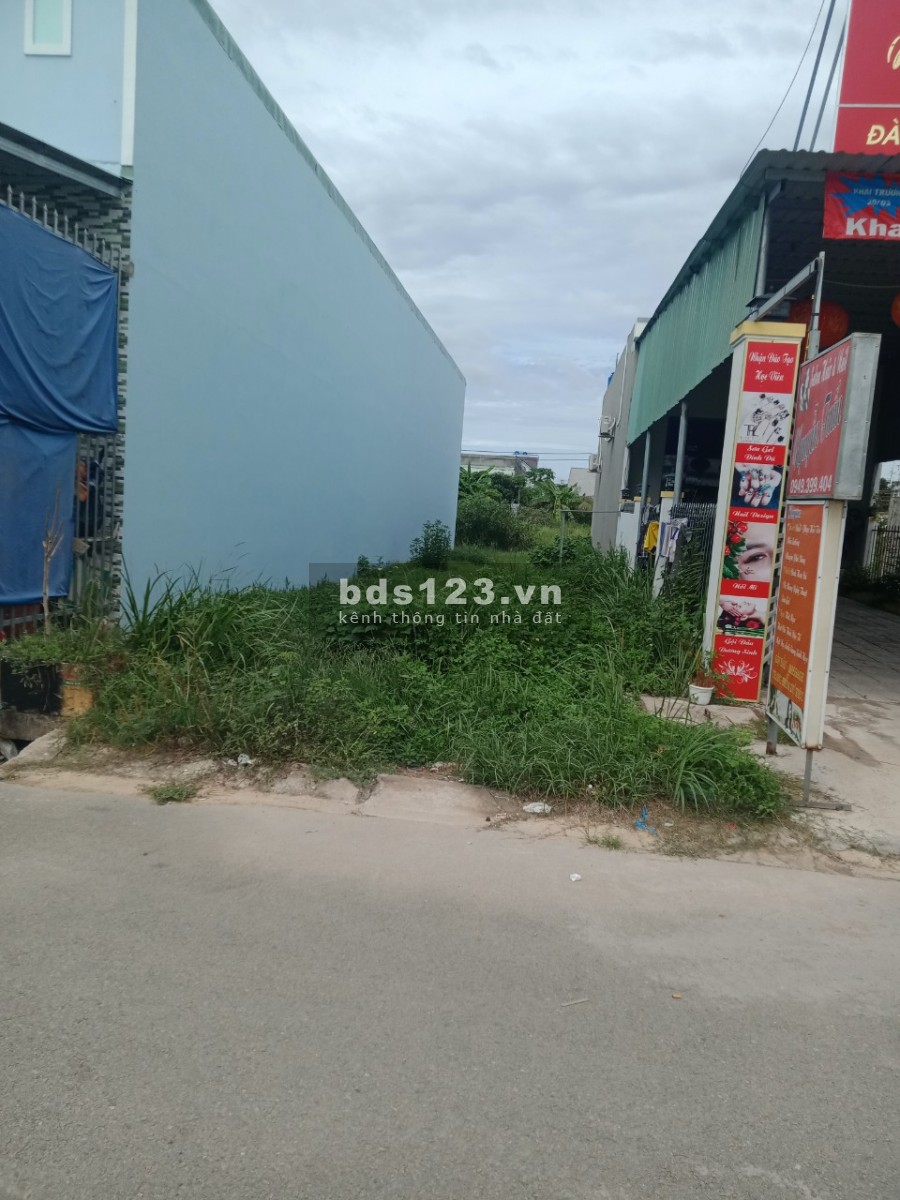 Cần bán một nền siêu đẹp ở đường số 17, xã Phạm Văn Hai, 125m2, giá 1 tỷ 300 triệu