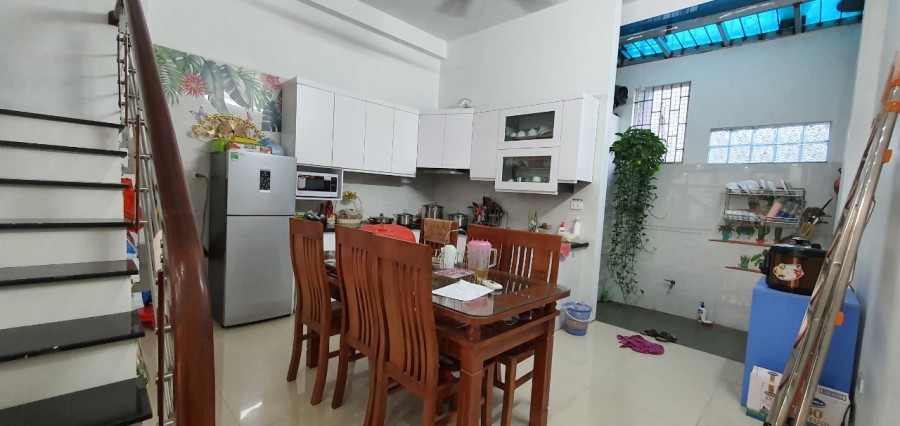 Chính chủ bán nhà riêng 3 tầng, 3 PN cách đường 70 chỉ 1km, giáp Huỳnh Cung, Tam Hiệp Thanh Trì Hà Nội