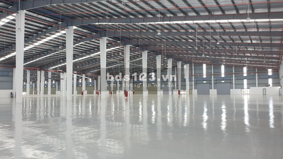 Cho thuê kho, nhà xưởng KCN Đài Tư, Long Biên 130nghìn/m2 đầy đủ pháp lý. Lh:077.23.66666