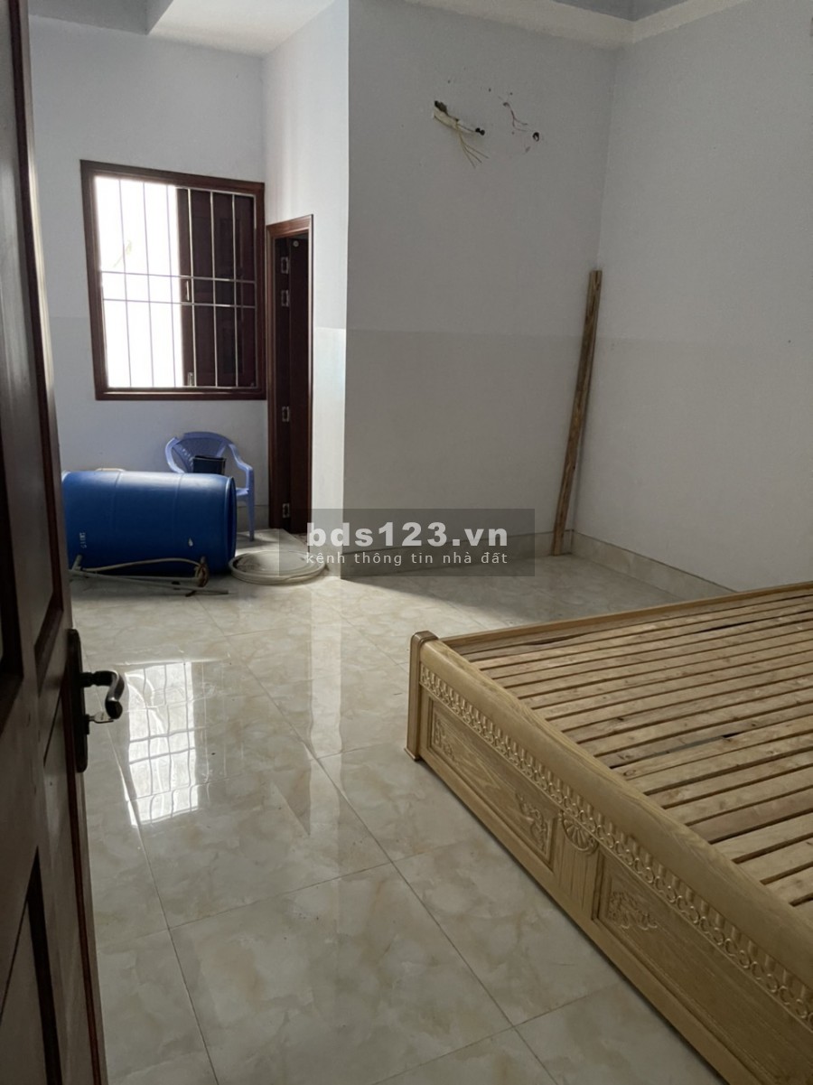 Nhà mặt tiền đường số 6, Bình Trị Đông B, Bình Tân, đường 10m2, xe tải né nhau