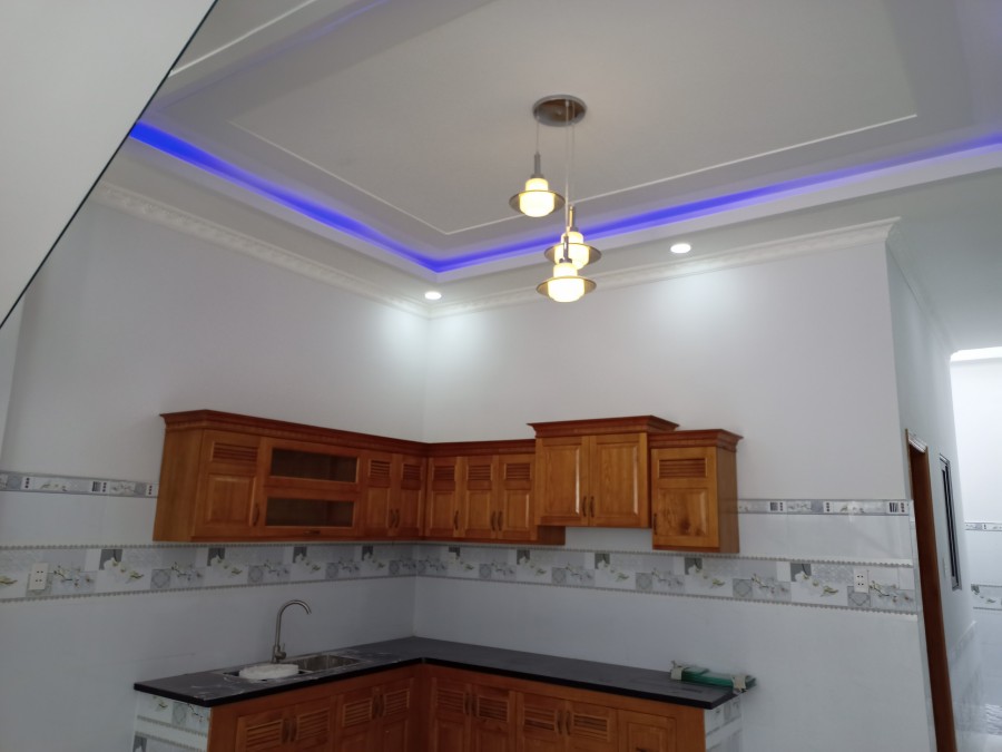 Nhà 1 trệt 1 lầu TĐC Bửu Hòa, đường nhựa trước nhà 13m, SHR thổ cư 100%. gần cty pouchen