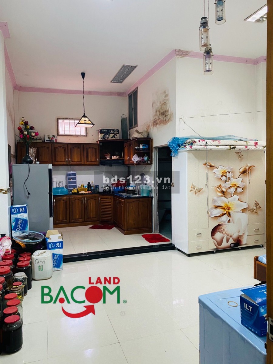 Bán nhà shr dt118m2 đường nguyễn Văn Tiên, Sát bên Chợ P. Tân Phong BH chỉ 2ty7