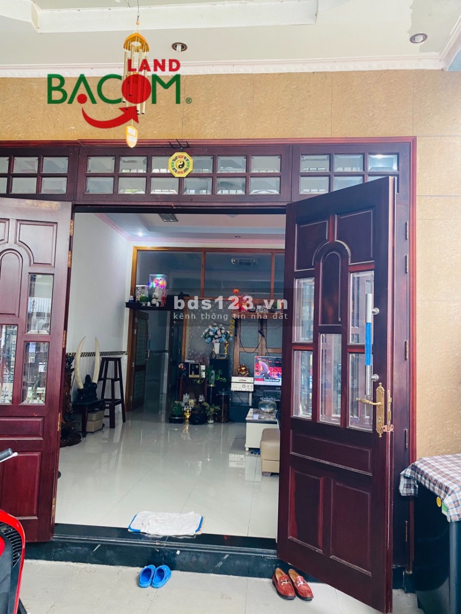 Bán nhà shr dt118m2 đường nguyễn Văn Tiên, Sát bên Chợ P. Tân Phong BH chỉ 2ty7