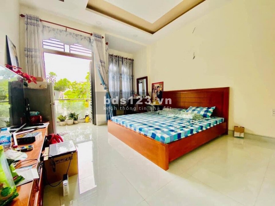 Mặt tiền Quận 1, kinh doanh vô đối, phường Nguyễn Cư Trinh, dt 68m2, giá 40 tỷ