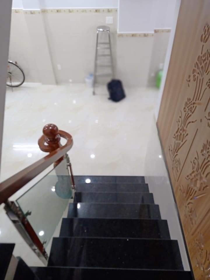 Bán Mặt tiền Khu VIP Đồng Đen Tân Bình có sẵn dòng tiền 30tr gần 100m2 chỉ 16.5 tỷ
