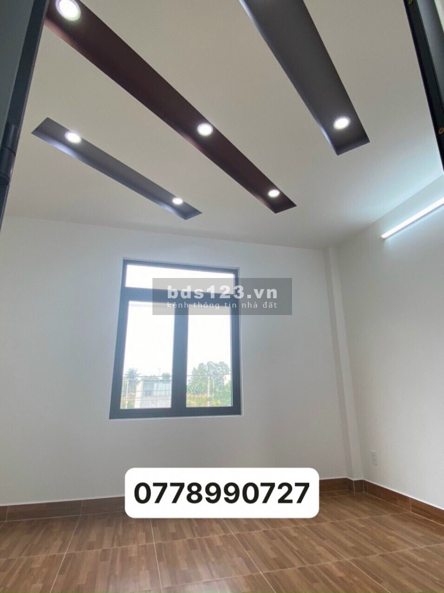 Bán căn nhà 82m2 bên đường đoàn nguyễn tuấn _ bình chánh, shr