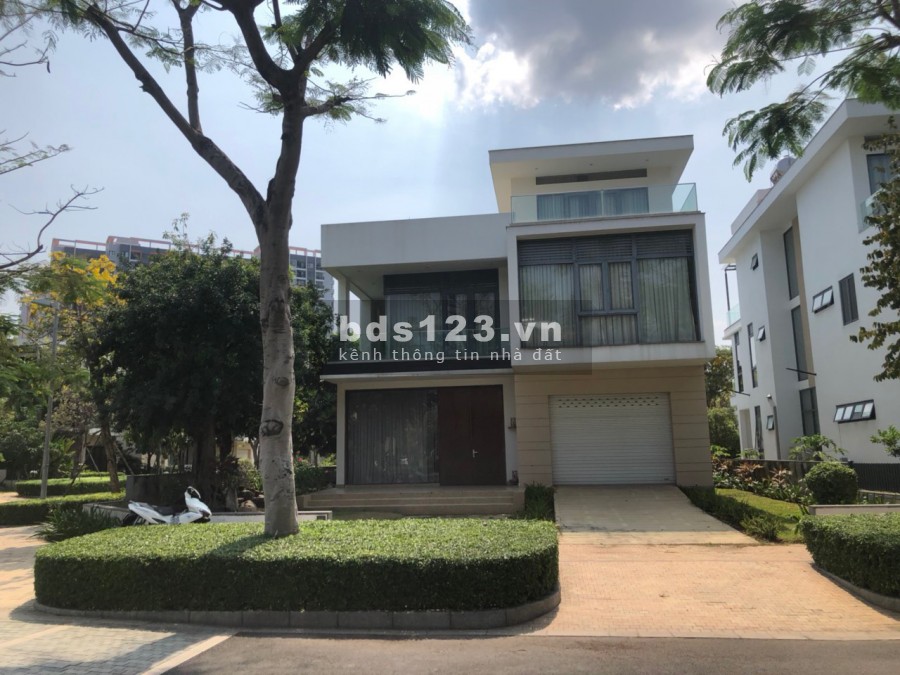 Biệt thự Lucasta Khang Điền đơn lập 3 mặt tiền siêu hiếm không có căn thứ 2