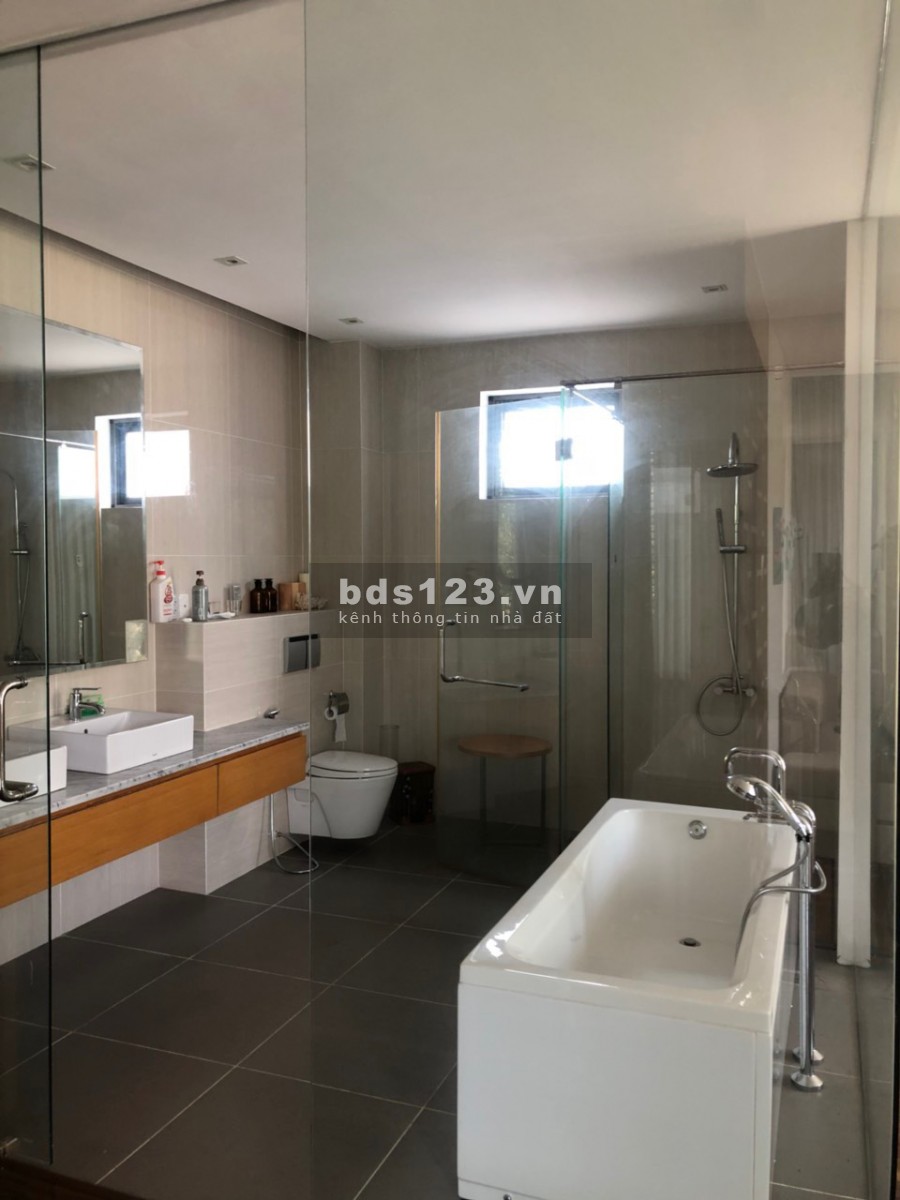 Biệt thự Lucasta Khang Điền đơn lập 3 mặt tiền siêu hiếm không có căn thứ 2