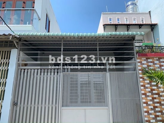 Bán gấp nhá hẻm 4m, đường 17, phường Tân Thuận Tây, Quận 7