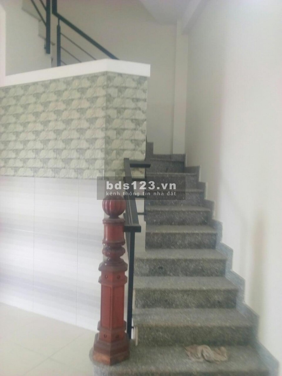 Bán nhà đường Tô Ngọc Vân, P. tam Bình 1 trệt 1 lầu giá 3.45 tỷ