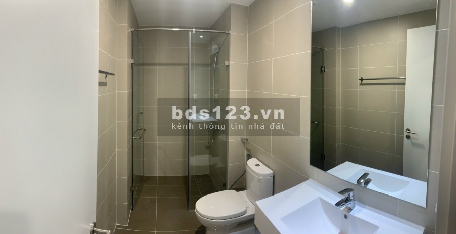 Cho thuê chung cư Kosmo Tây Hồ 84m 2PN 2WC full nội thất sang trọng 14tr/th. L/H: 0963146006