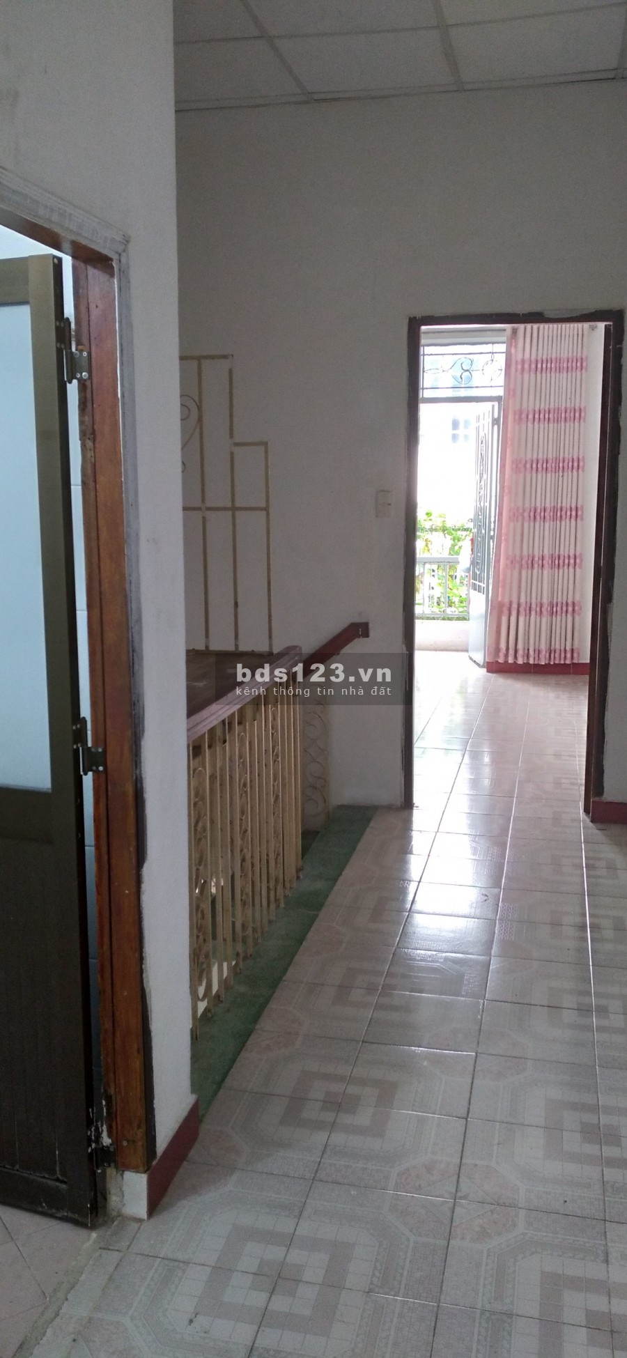 Cho thuê nhà nguyên căn đường C1 phường 13 quận Tân Bình DTSD 100m2