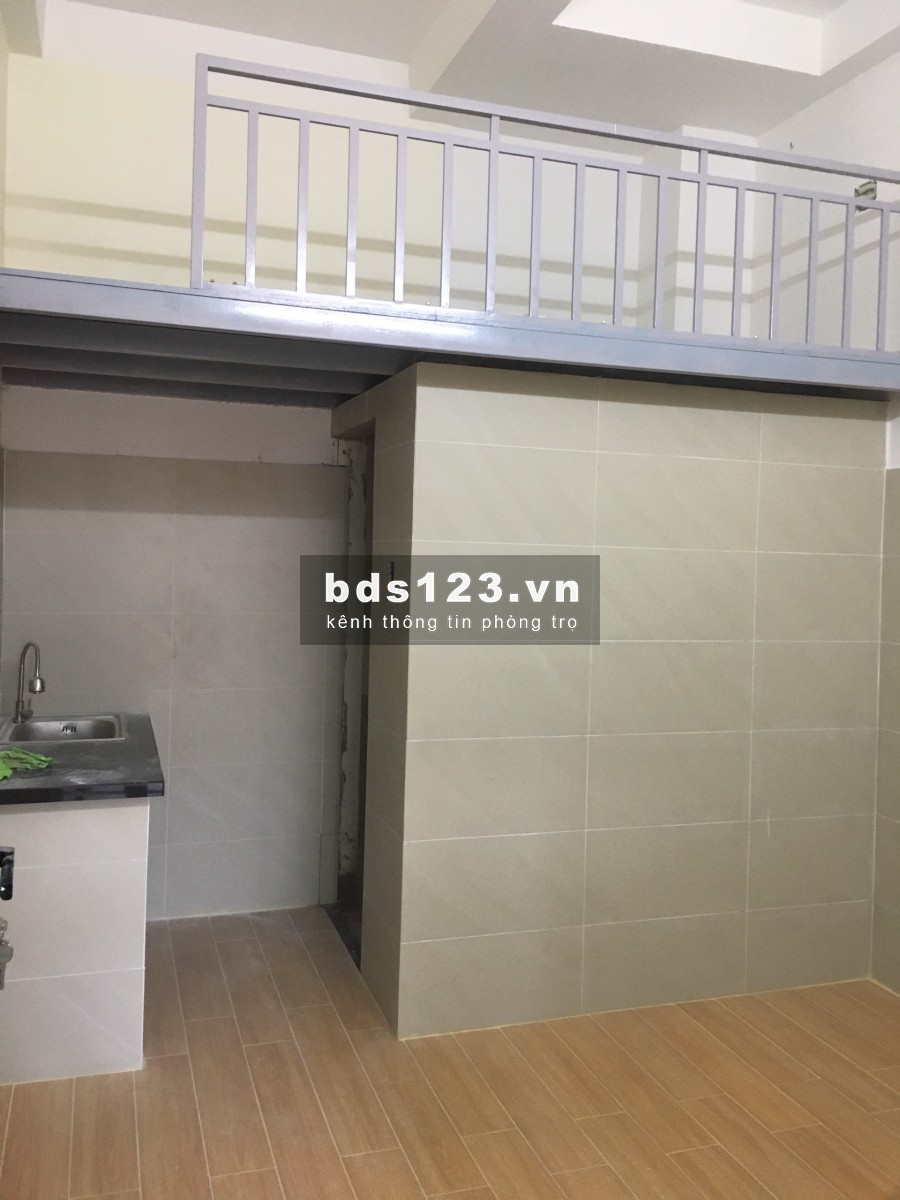 Cho thuê phòng có gác mới xây 100% đối diện ĐH CN4