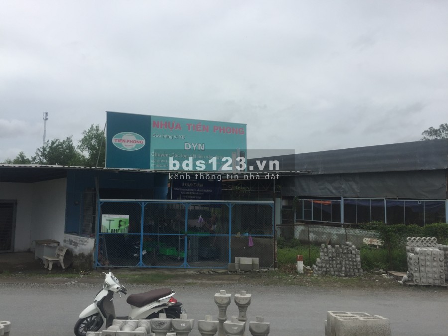 Bán dãy nhà cho thuê 8 căn mặt tiền đường Quốc lộ 1A, cách đường Nguyễn Thị Trâm 200m