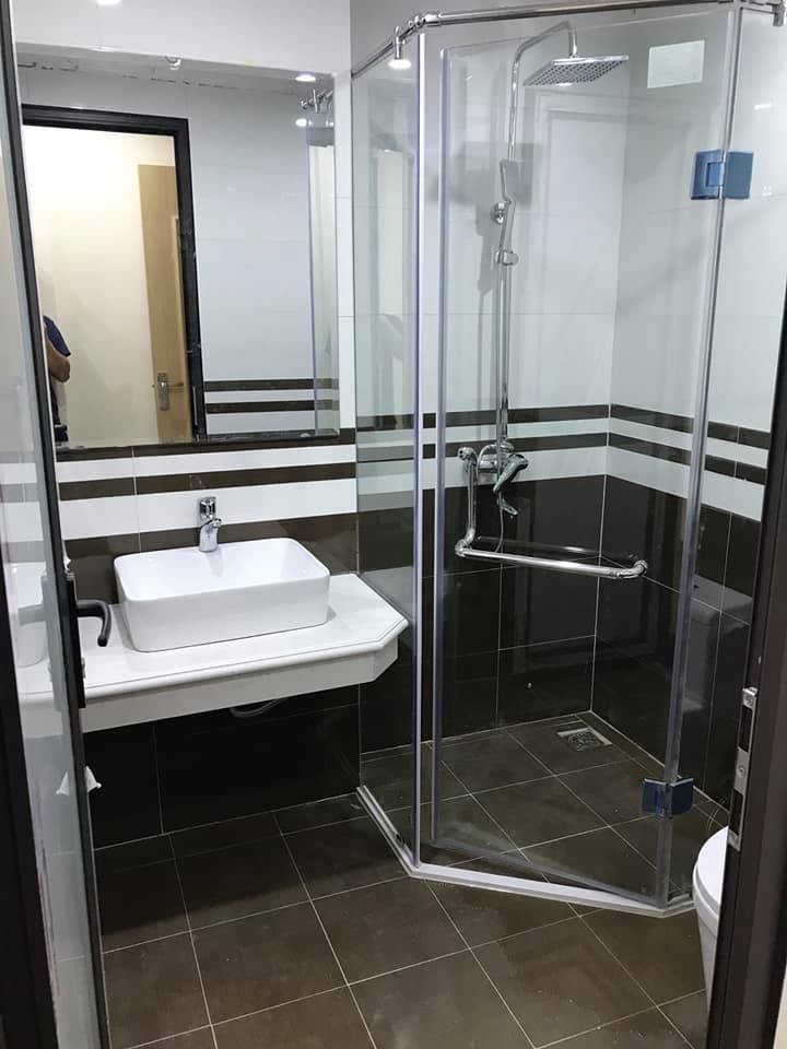 Hiếm có Chu Huy Mân Long Biên, HN Lô góc Gara Kinh doanh dt 55m2, giá 4.55 tỷ