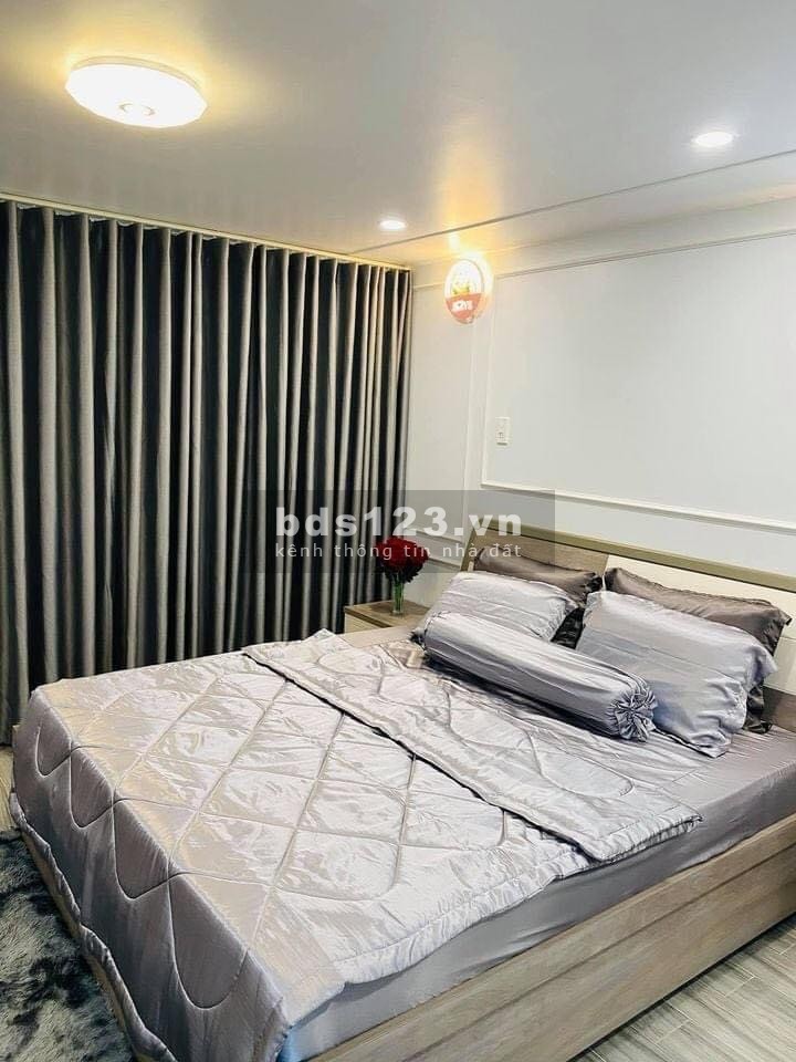 Cần bán gấp nhà phố tại trung tâm Di An có SHR giá rẻ