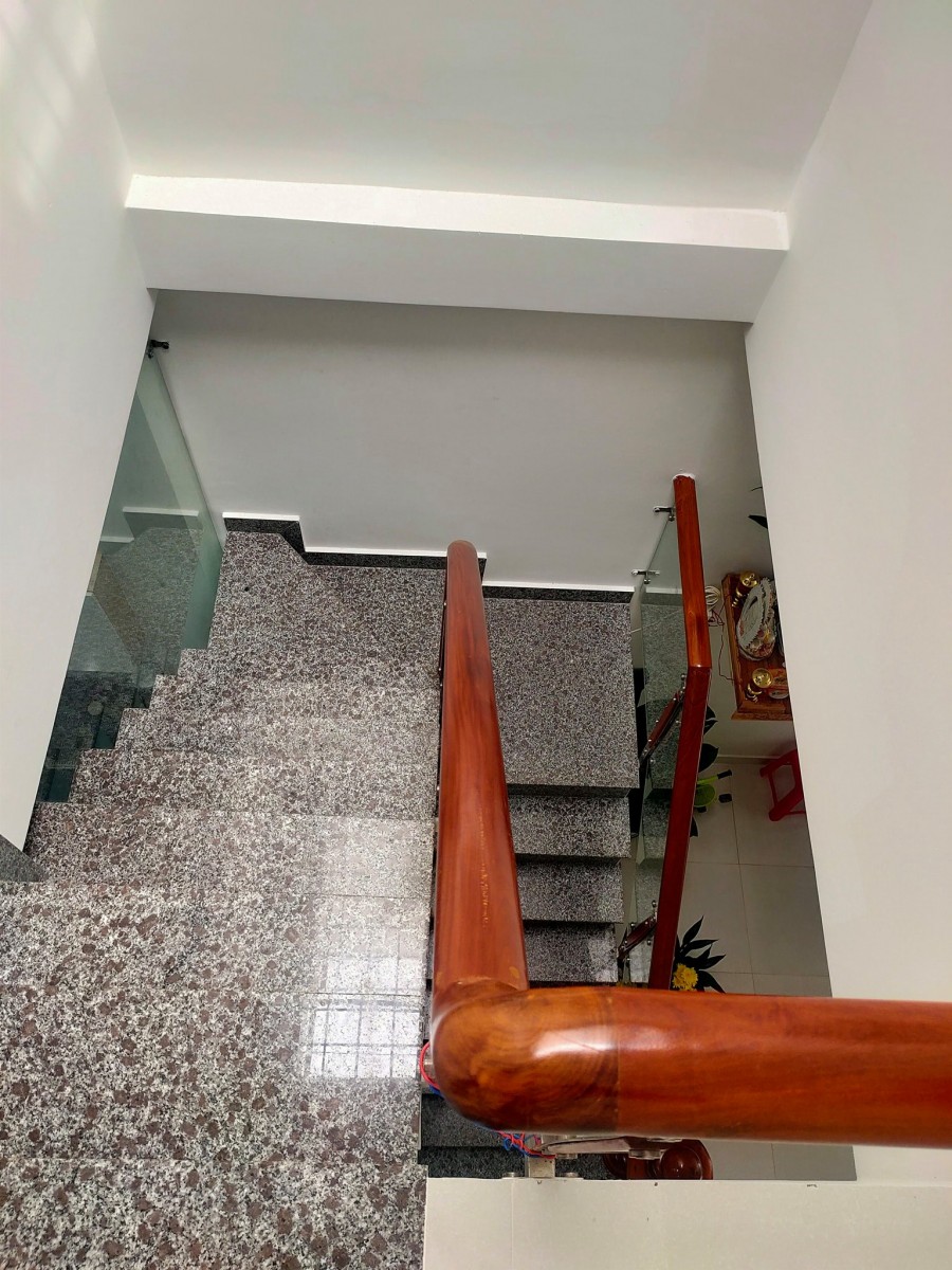 Bán nhà mặt phố đường số 3 KP1 Tân Phú Quận 7 40m2 5T 7 tỷ6