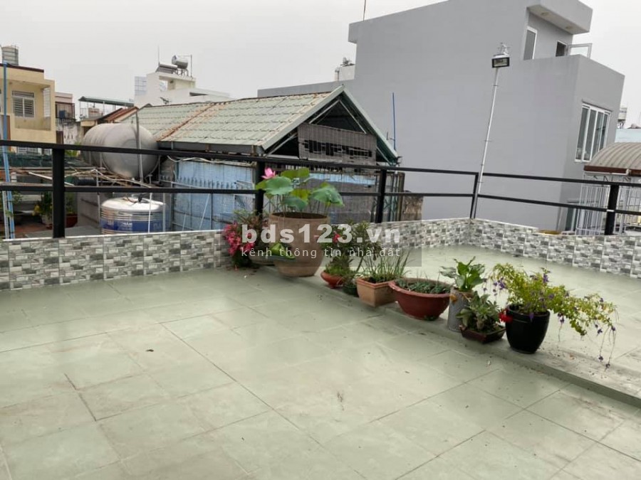 Nhà châu âu # hẻm ba gác Huỳnh Văn Bánh P13, Q.Phú Nhuận 5 tầng 45m2
