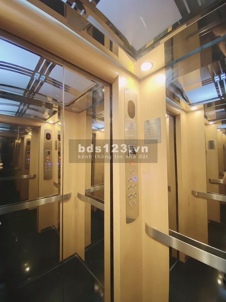 Cho thuê nguyên căn nhà làm VP 400m2 hầm 4 sàn trống suốt mặt tiền An Phú Quận 2