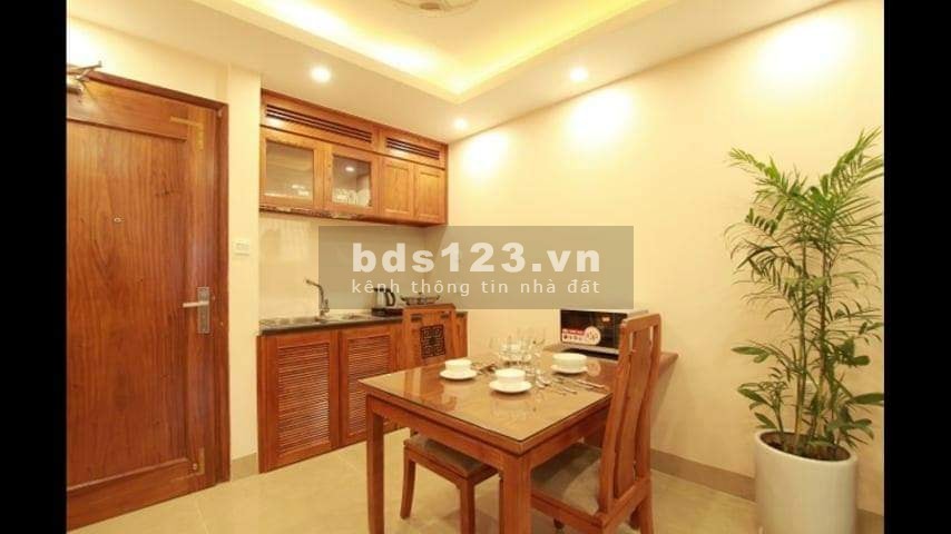 Bán nhà hàng độc Quận Tây Hồ cho thuê thu nhập hàng tháng, thang máy, dt 120m2, 7 tầng, giá 22 tỷ