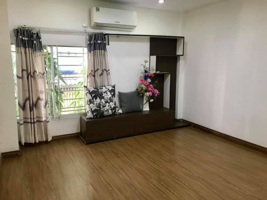 Bán nhà 2 mặt tiền hẻm xe hơi 3 tầng, không lộ giới, giá 4.05 tỷ, Thống Nhất, Gò Vấp