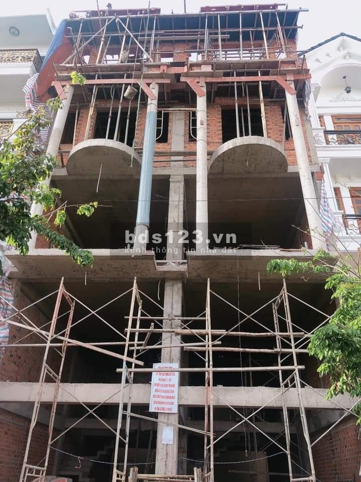 Bán nhà Song sinh Lê Thị Riêng, Quận 12, 5 tầng tối đa không gian 66m2 chỉ 5.5 tỷ TL