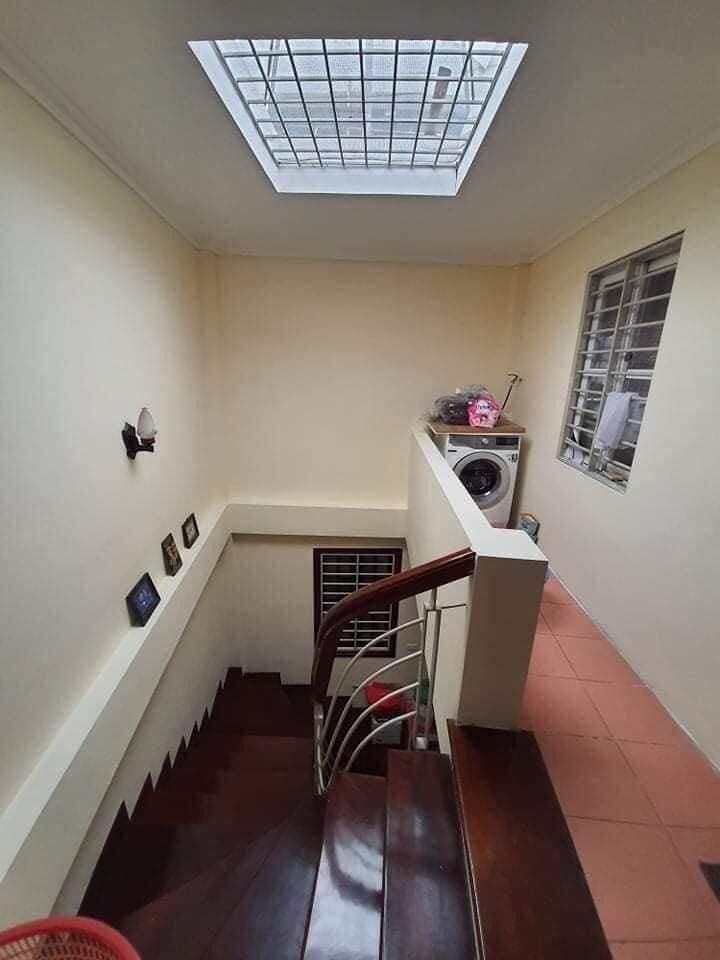 Bán nhà Khương Trung Thanh Xuân 52m 5 tầng 6 ngủ chỉ nhỉnh 5 tỷ ô tô tải qua nhà, kinh doanh mọi mặt hàng