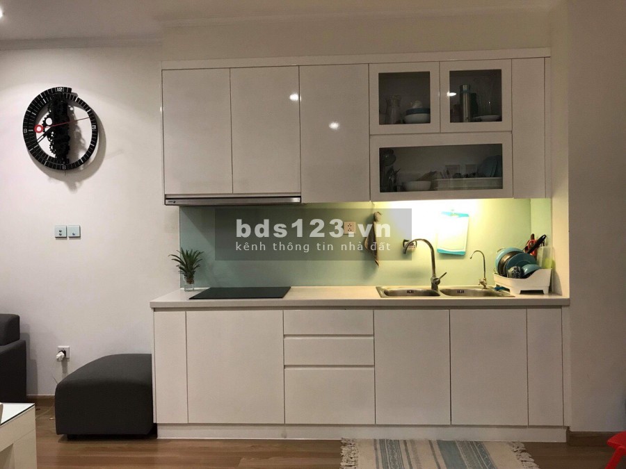 Bán nhà 5 tầng Sát Mipec 33m 5 tầng giá 2 tỷ 750, mt 3.7m
