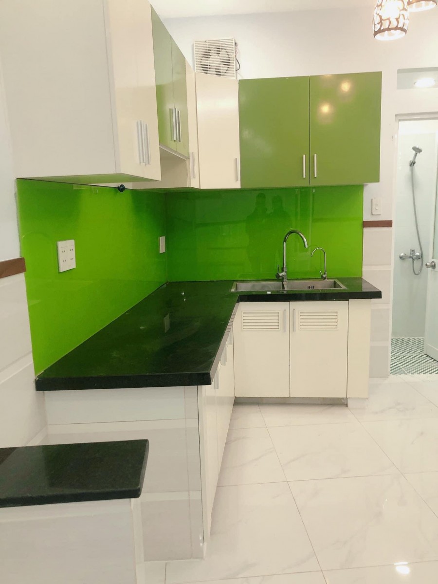 Chưa tới 5 Tỷ có ngay nhà hẻm xe hơi 53 m2, đường Phan Văn Khỏe, Quận 6