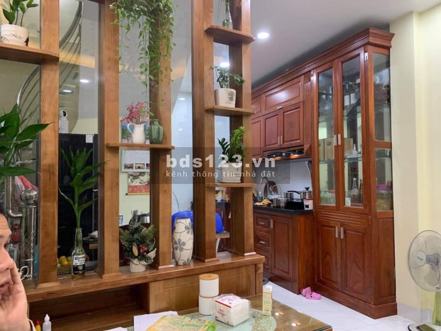 Bán nhà Xuân Phương, dt 31m2 x 5 tầng, giá 2.5 tỷ có thương lượng