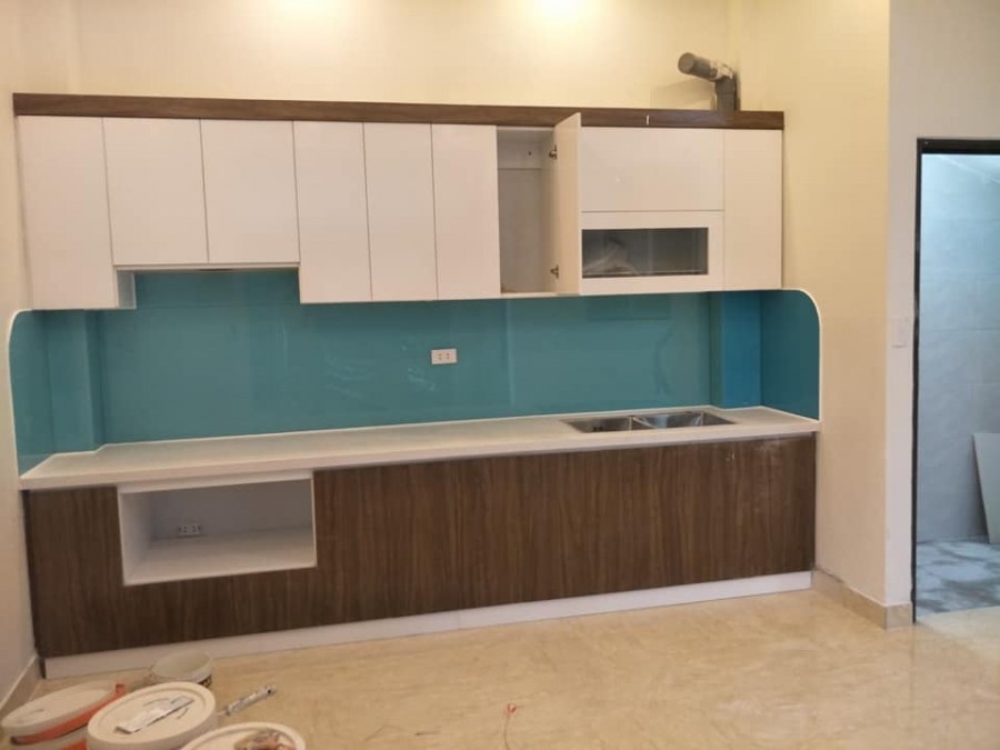 Nhà lô góc, ngõ nông ba gác, vị trí đắc địa, vài bước ra đường chính Nhân Hoà