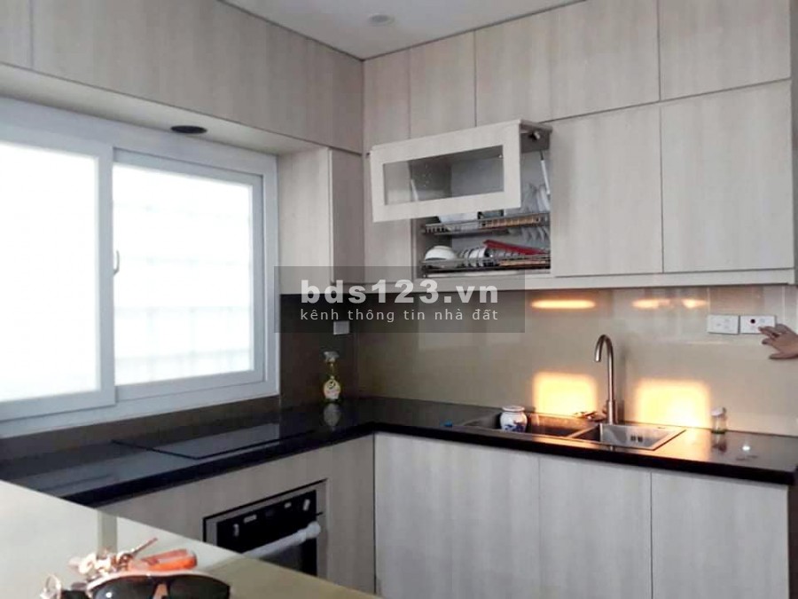 Bán Phân Lô 45m 6 Tầng Nguyễn Phúc Lai, Hoàng Cầu, Gara OTO, thang máy 10.2 Tỷ.