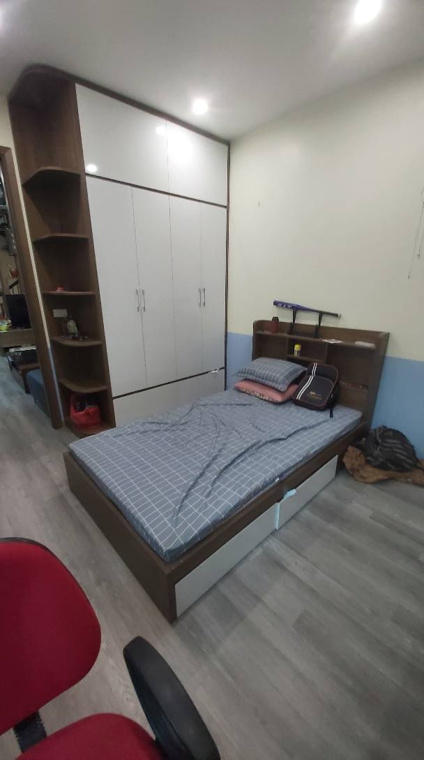 Bán nhà Hoàng Đạo Thành 60m2, ô góc, ngõ to ô tô đỗ cửa, khu dân trí cao, tiện ích