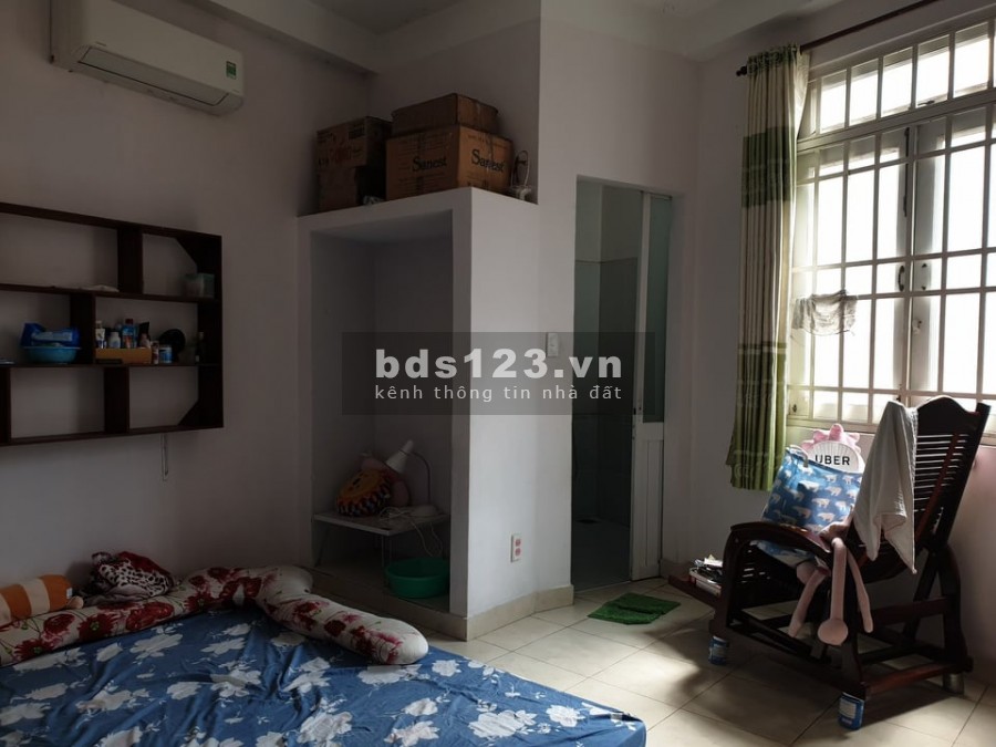 Bán Nhà Phố Đường Nguyễn Văn Đậu Quận Bình Thạnh. DT: 105m2. LH: 0932155399.