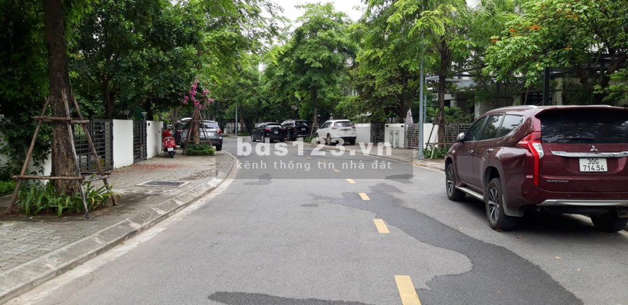 Biệt thư đơn Lập Vinhomes Green Villa, Tây Hồ dt 28m2, giá 46 tỷ, chính chủ