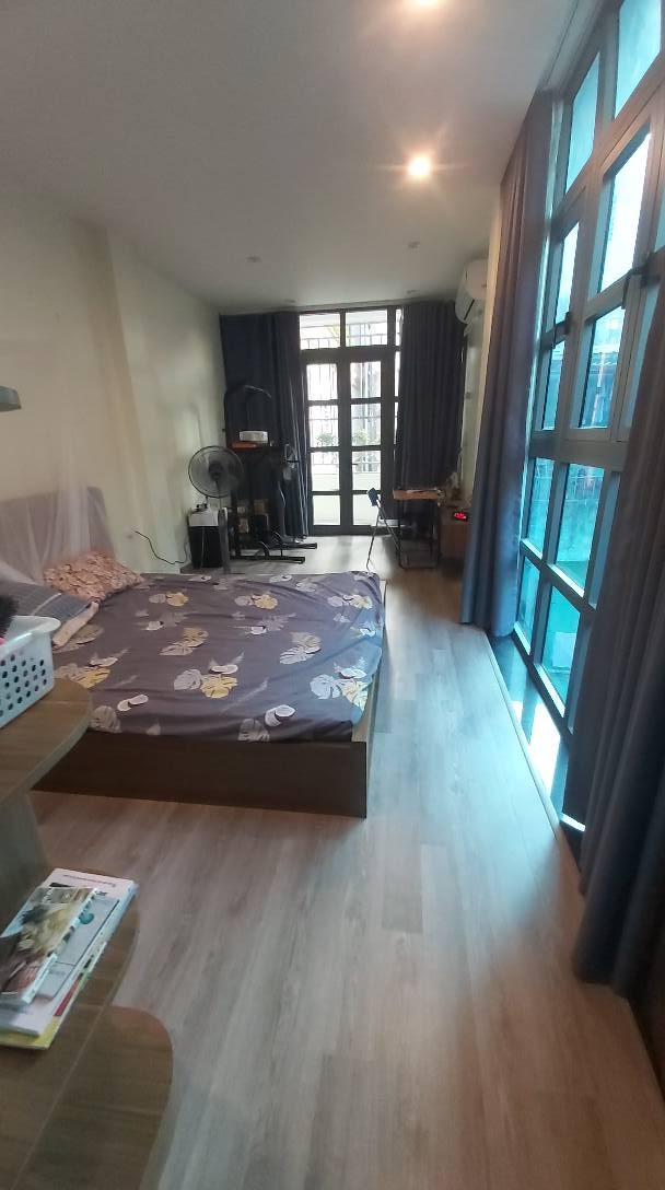 Bán nhà Hoàng Đạo Thành 60m2, ô góc, ngõ to ô tô đỗ cửa, khu dân trí cao, tiện ích