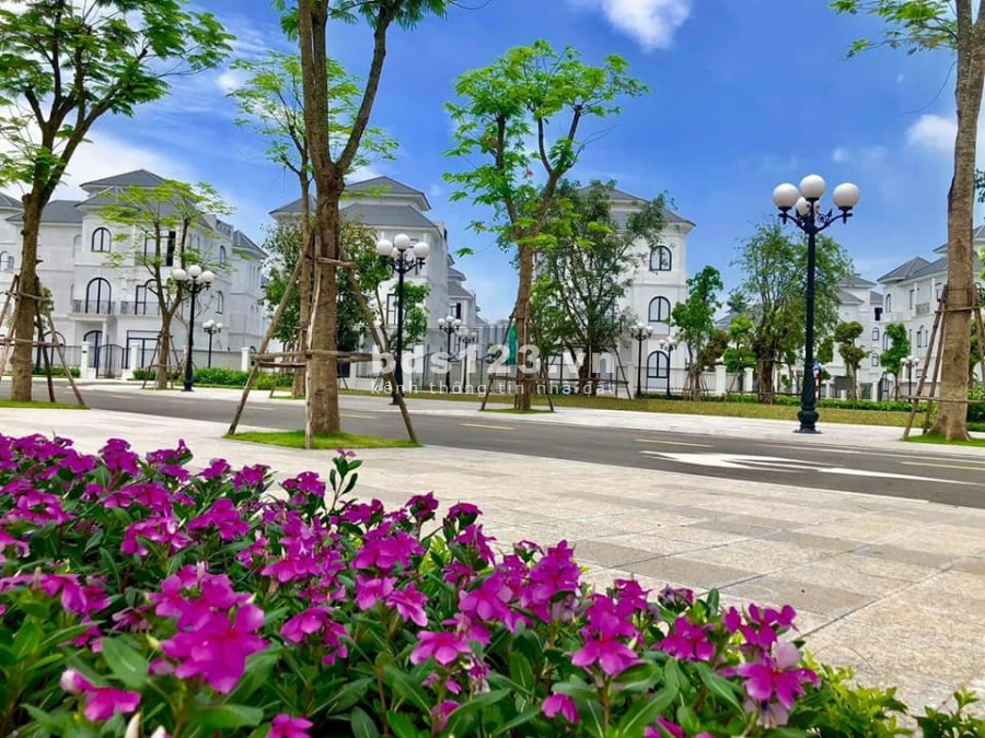 Biệt thư đơn Lập Vinhomes Green Villa, Tây Hồ dt 28m2, giá 46 tỷ, chính chủ
