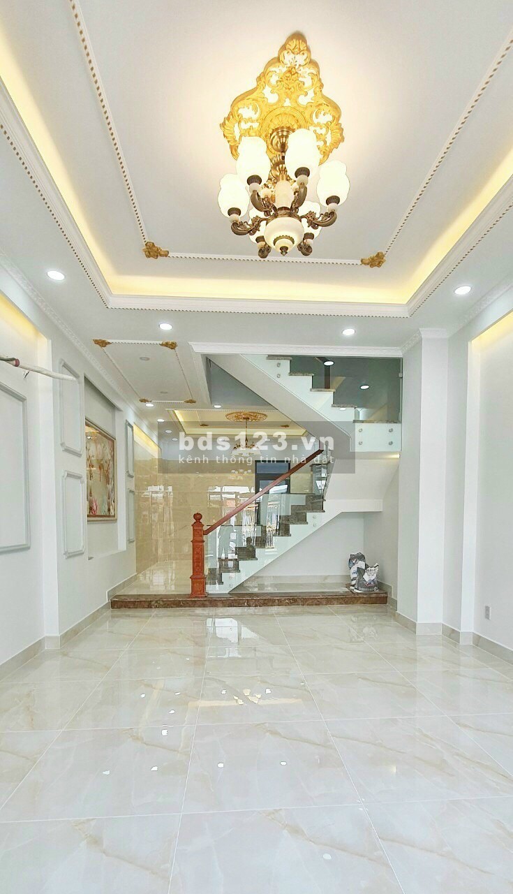Tiện ở mở Cty, Spa. Cạnh Ngân hàng ACB Tô Hiến Thành giá bán 12,6 tỷ