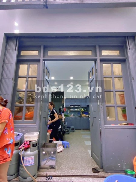 Quận 3, nhà 5 tầng hẻm thẳng 1 trục, 4PN giá chỉ hơn 100tr/m2