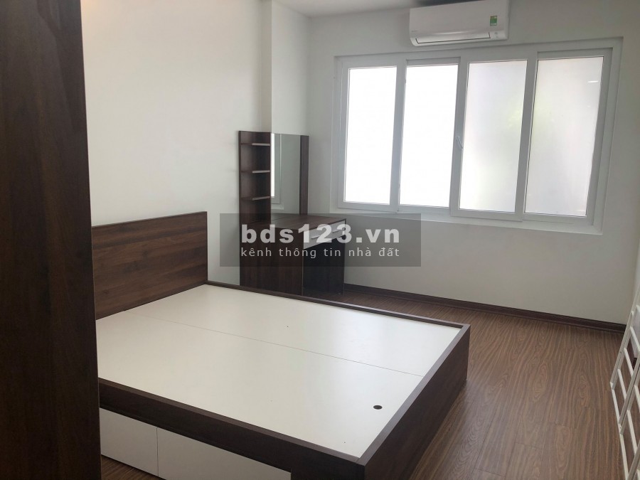Nhà đẹp Chính Kinh Quận Thanh Xuân, nở hậu, 30m2, 5. tầng, giá 4.1 tỷ