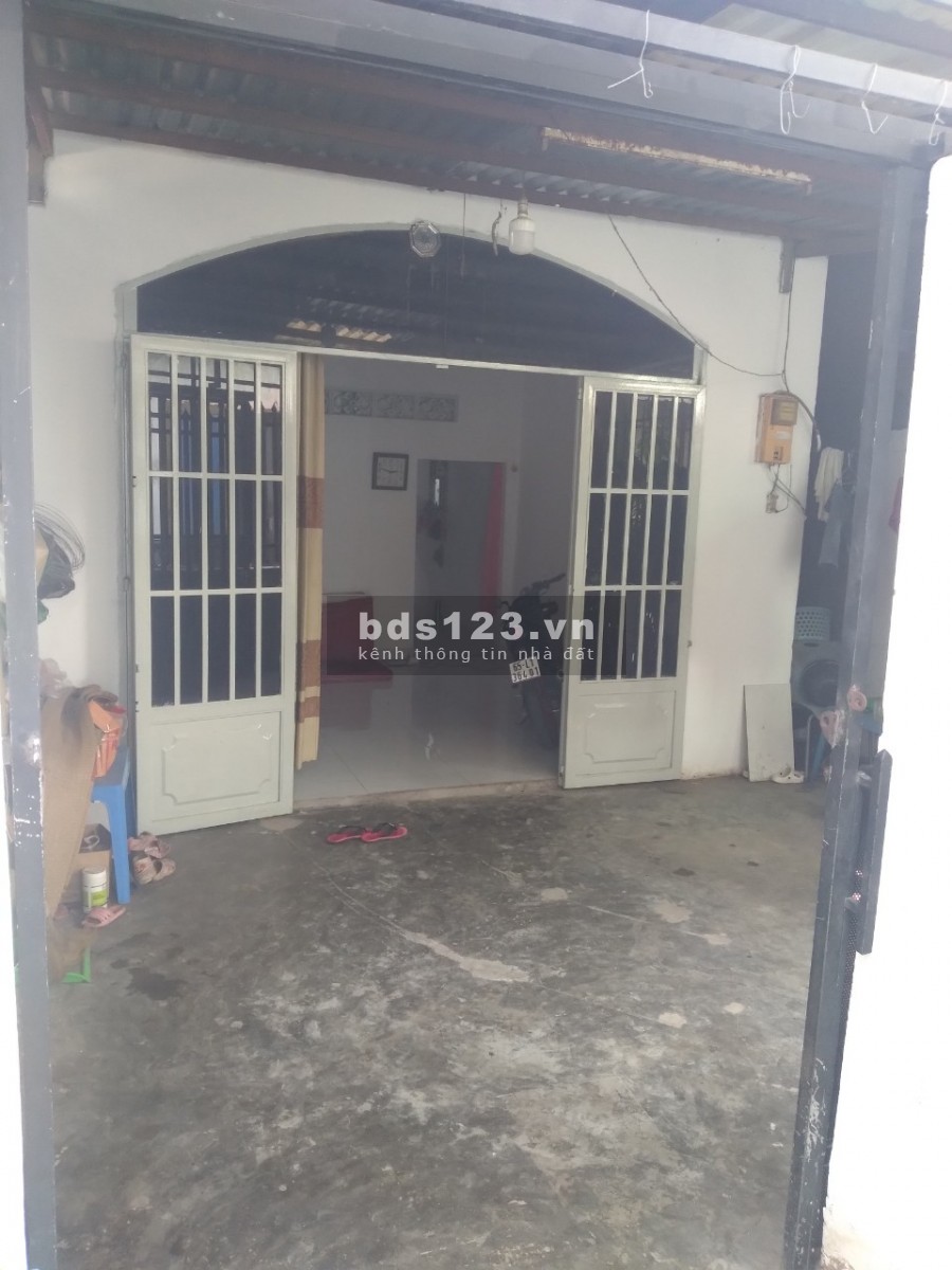 Bán nhà Phan Thị Tư, V.Lộc A, B.Chánh 2PN, thu nhập 3tr, giá 1tỷ7